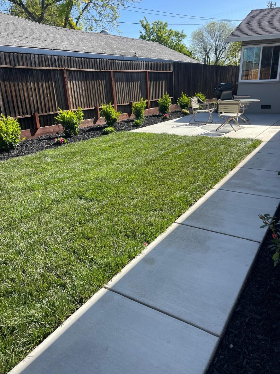 bautista-landscaping-about our