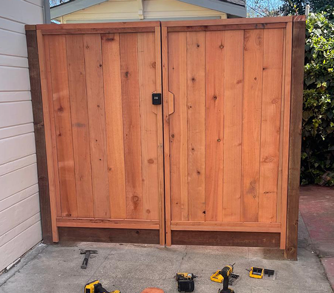 gate installation bautista landscaping